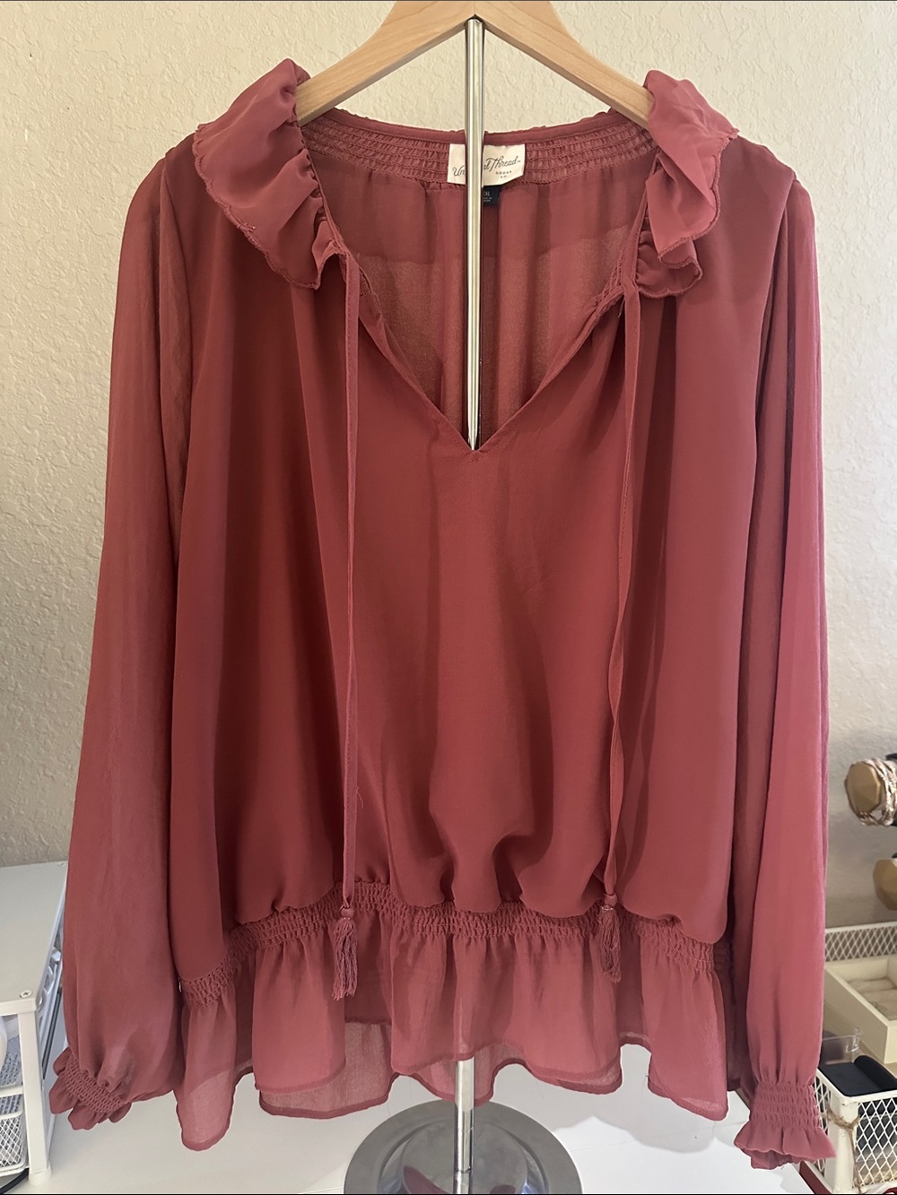 Universal Thread Mauve Ruffle Long Sleeve Women's Blouse